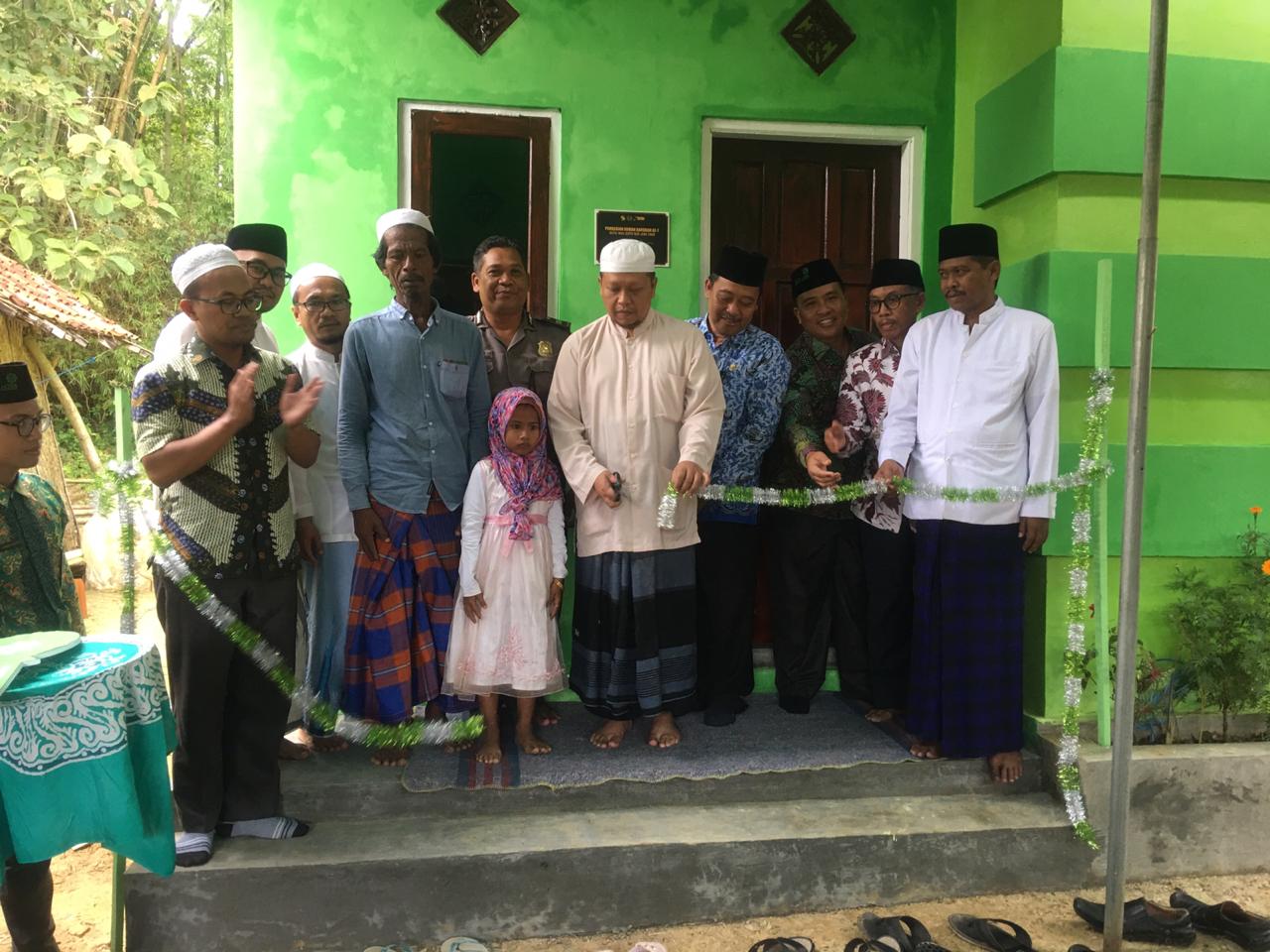 Terima Kunci Rumah secara Cuma-Cuma Dari Baitul Maal KSPPS NURI JATIM, Impian Ibu Hayatun Terwujud